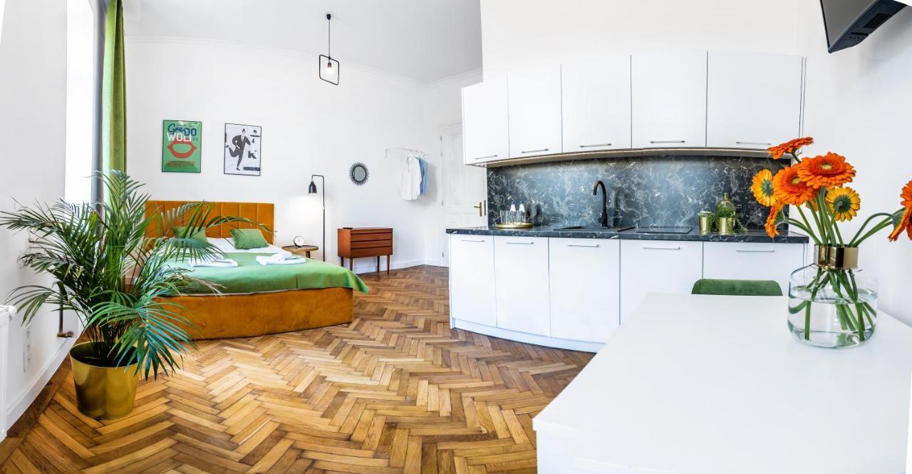 2Bcomfy - Barlickiego Apartment Bielsko-Biala Luaran gambar