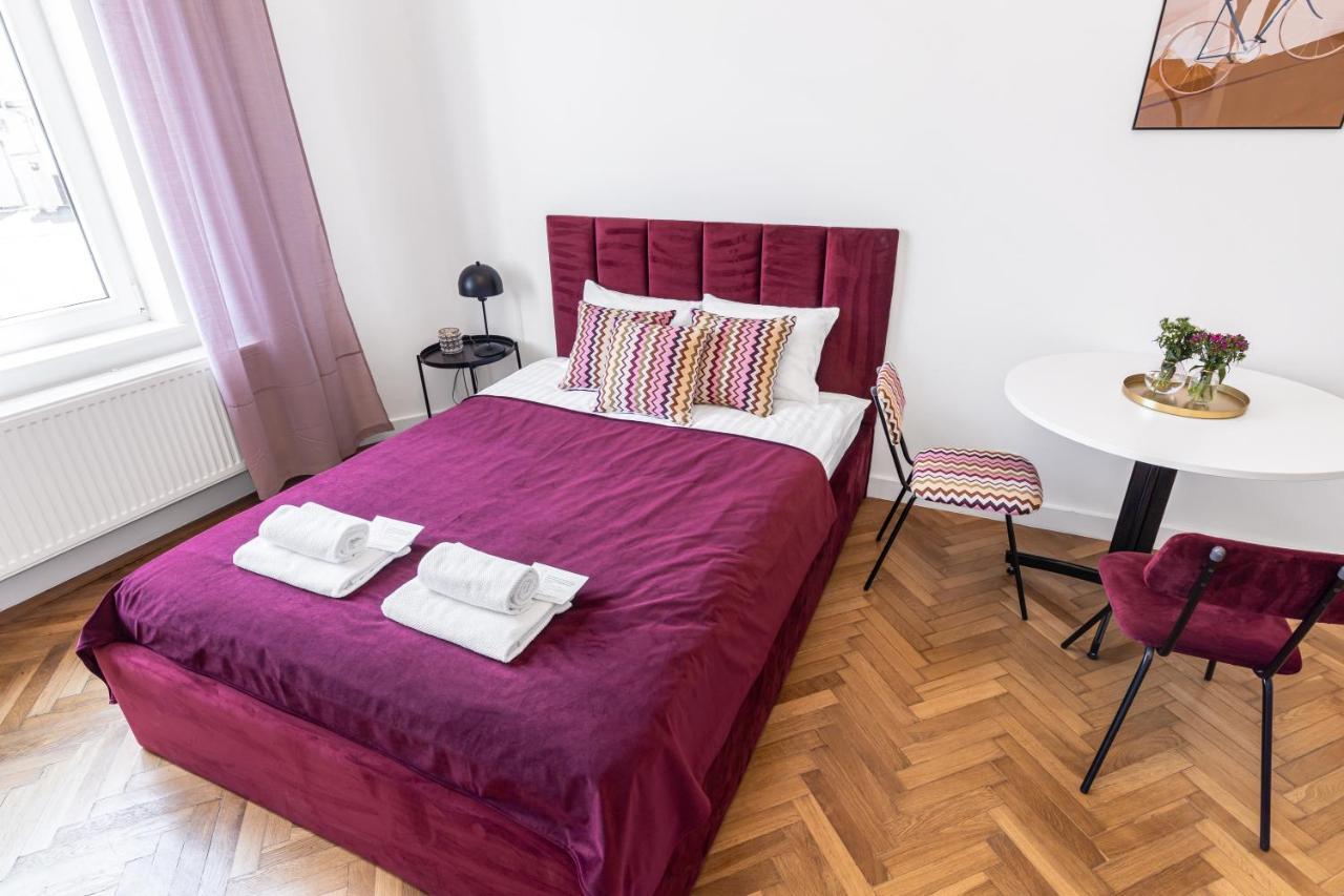 2Bcomfy - Barlickiego Apartment Bielsko-Biala Luaran gambar