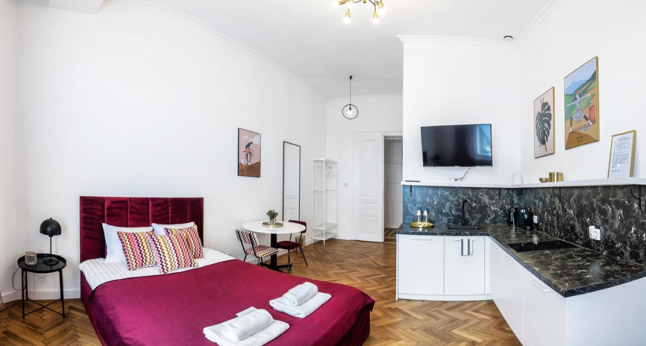2Bcomfy - Barlickiego Apartment Bielsko-Biala Luaran gambar