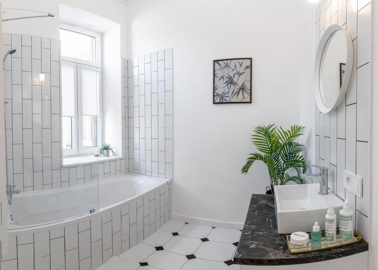 2Bcomfy - Barlickiego Apartment Bielsko-Biala Luaran gambar
